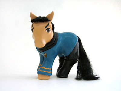 ideés cadeaux pour ma cherie Spock+Pony
