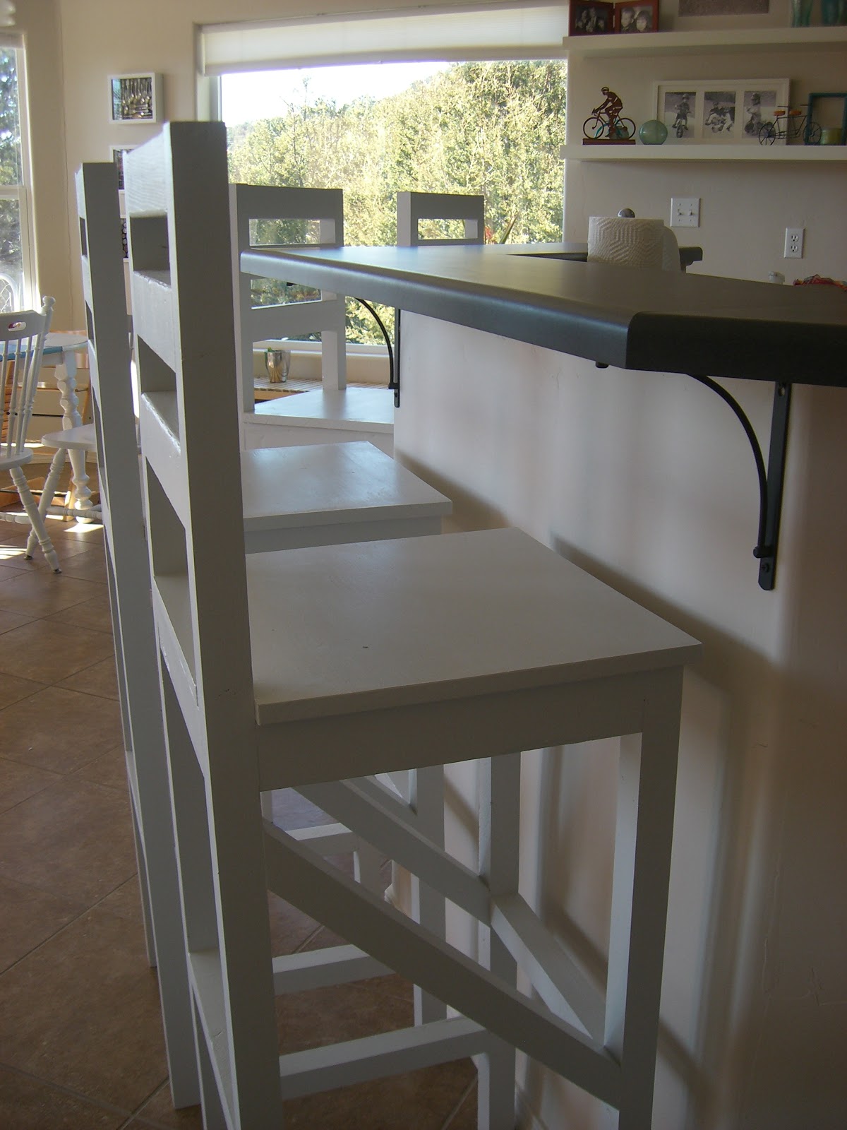 Home. Kids. Life.: DIY Extra Tall Bar Stool Plans