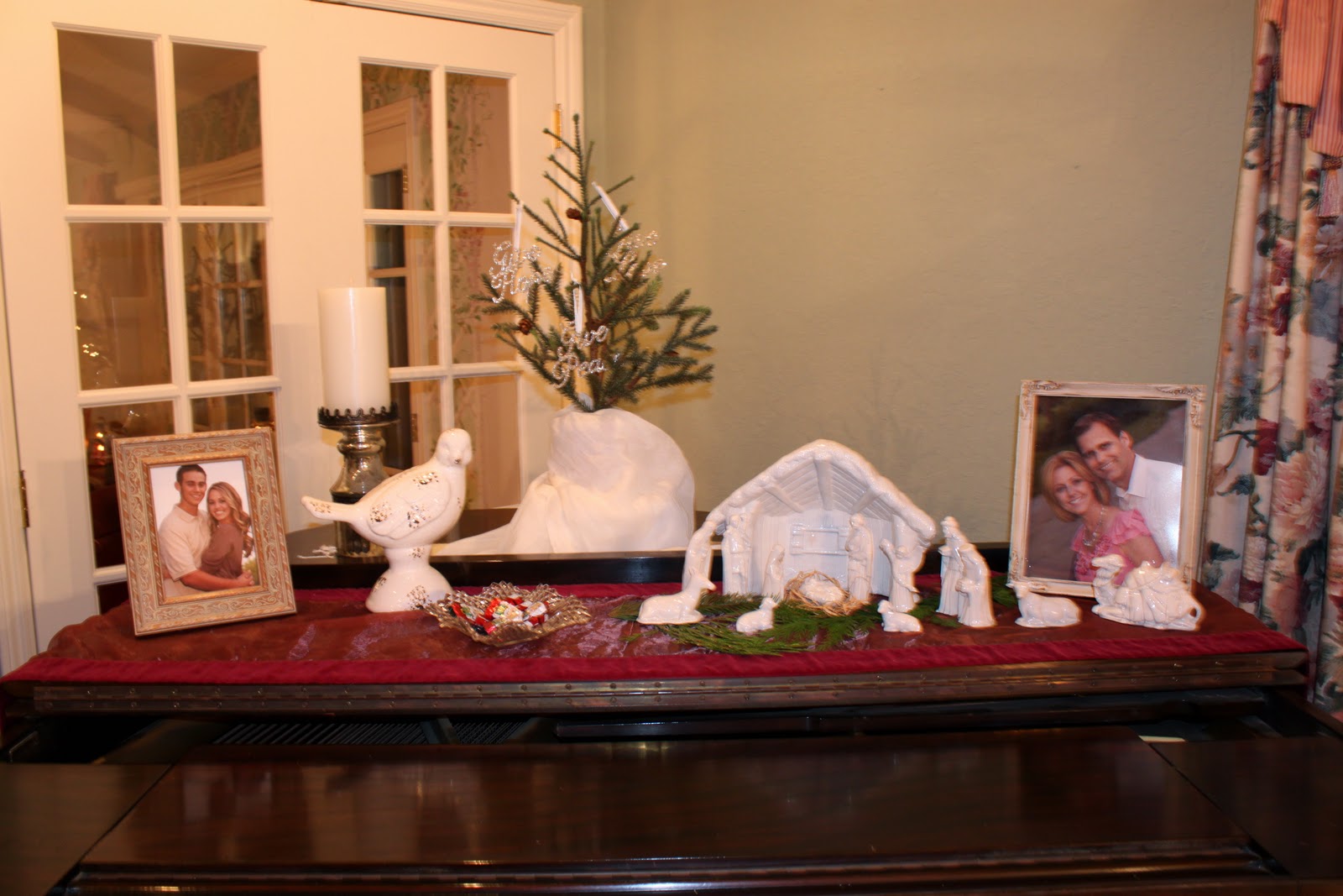Piano Vignette Michaela Noelle Designs