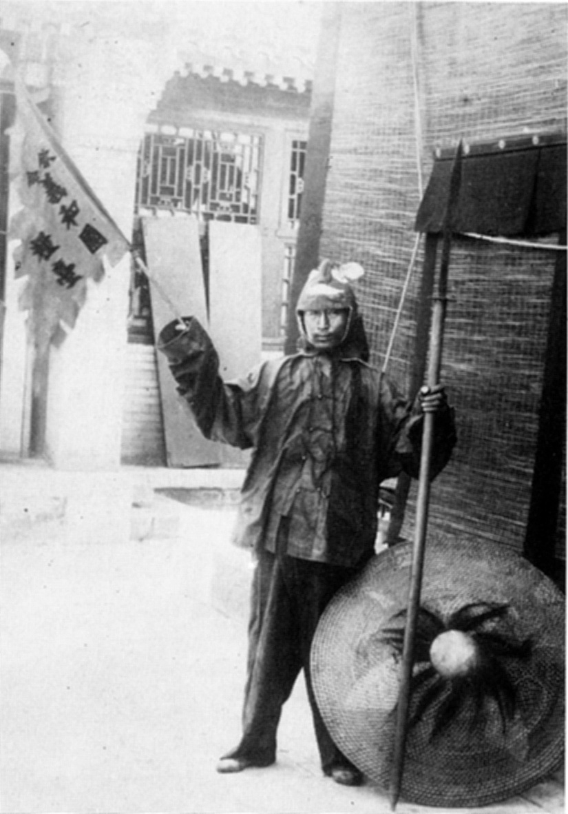 [Boxer1900.jpg]