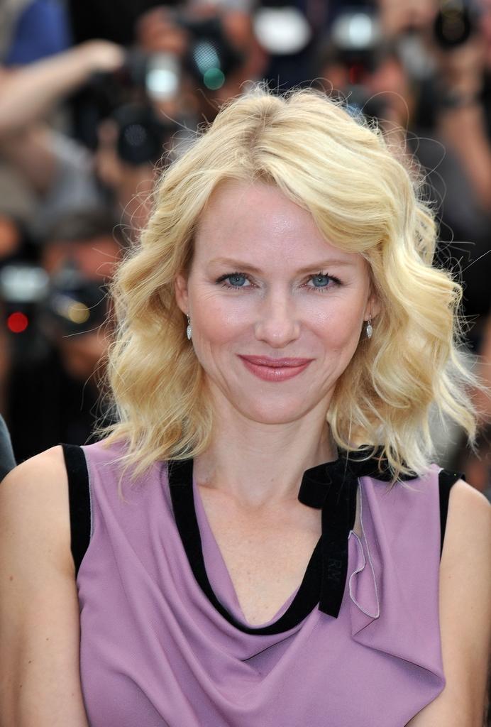 pictures Naomi Watts. dress: naomi watts dresses. pictures Naomi Watts. dress: