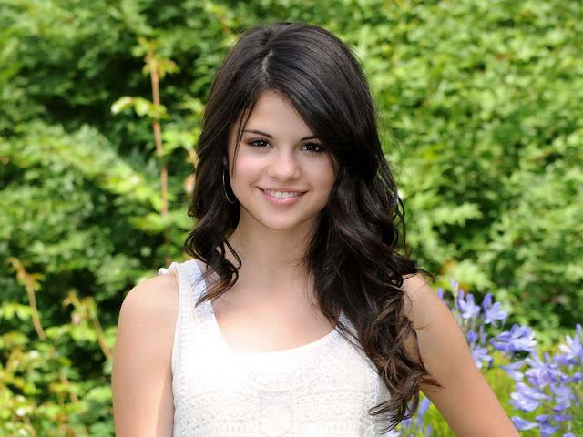 Selena Gomez in Beautiful Fashionable Model on Adorable Flower Garden Girl Photo Shoot Session