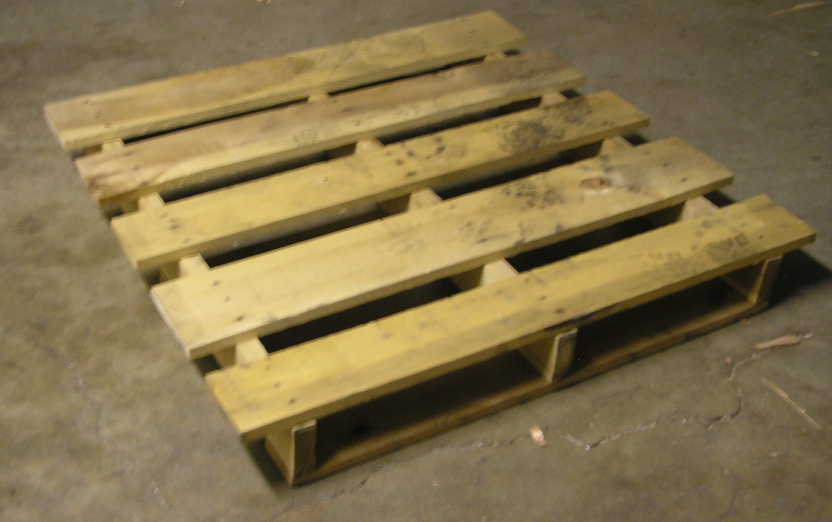 DIY Cowboy How to reclaim wood from pallets