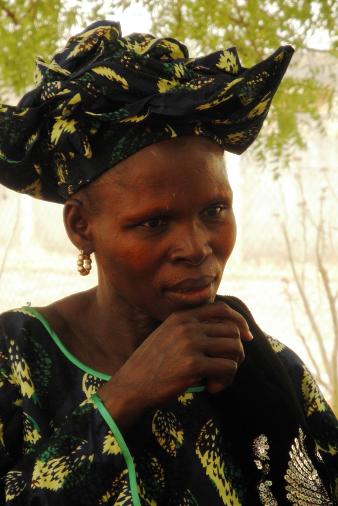 photographic portrait of a woman from Kayemor, Senegal
