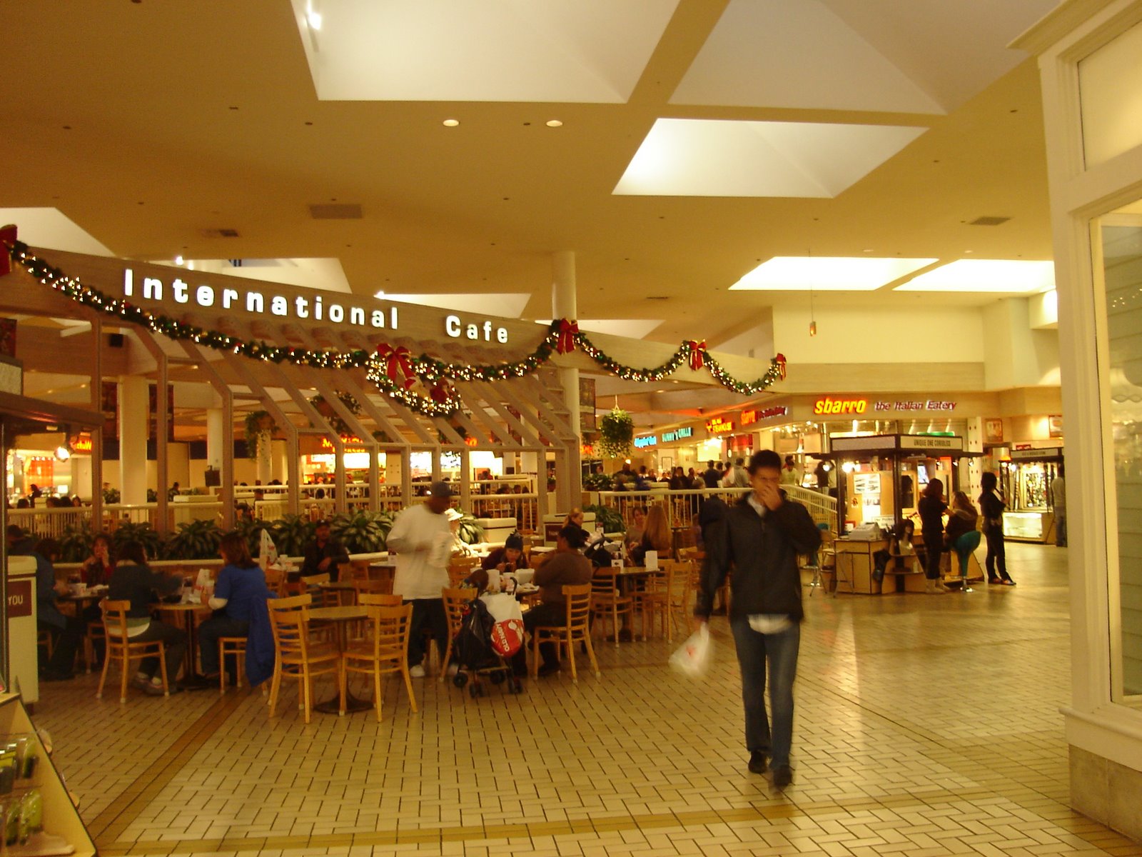 Hours for Del Amo Fashion Center - A Shopping Center in 88 Hours for Del Amo Fashion Center - A Shopping Center in 77
