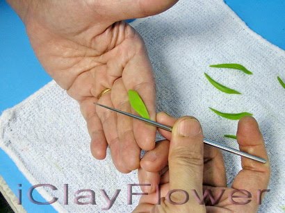 [วิธีทำดอกพุดซ้อนดินญี่ปุ่น-ดอกไม้ดินญี่ปุ่น-HandmadeClayflower_4.jpg]