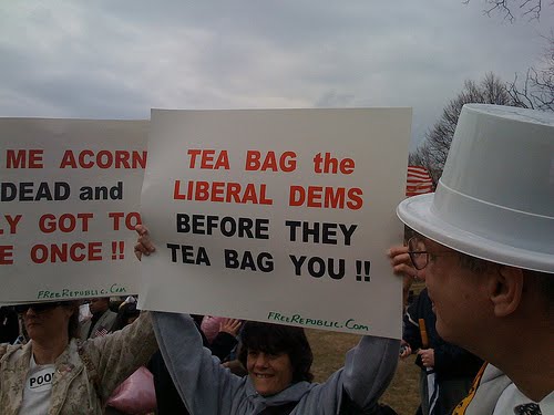 [tea_baggin.jpg]