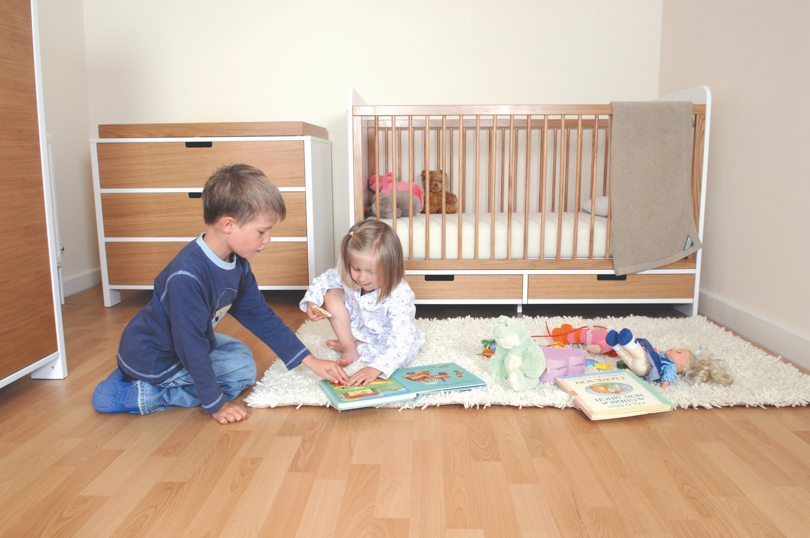 [Kuster+Baby+Furniture.JPG]