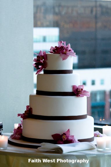 [16-21-04-179-Huang-03-22-08.jpg]