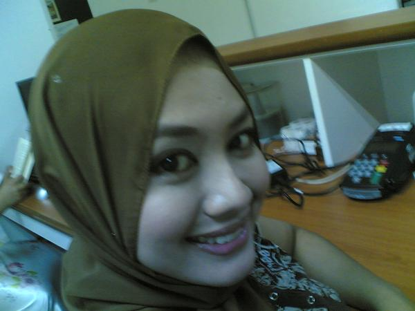 Gadis Melayu Bertudung in Malaysia - Gadis Melayu Bertudung