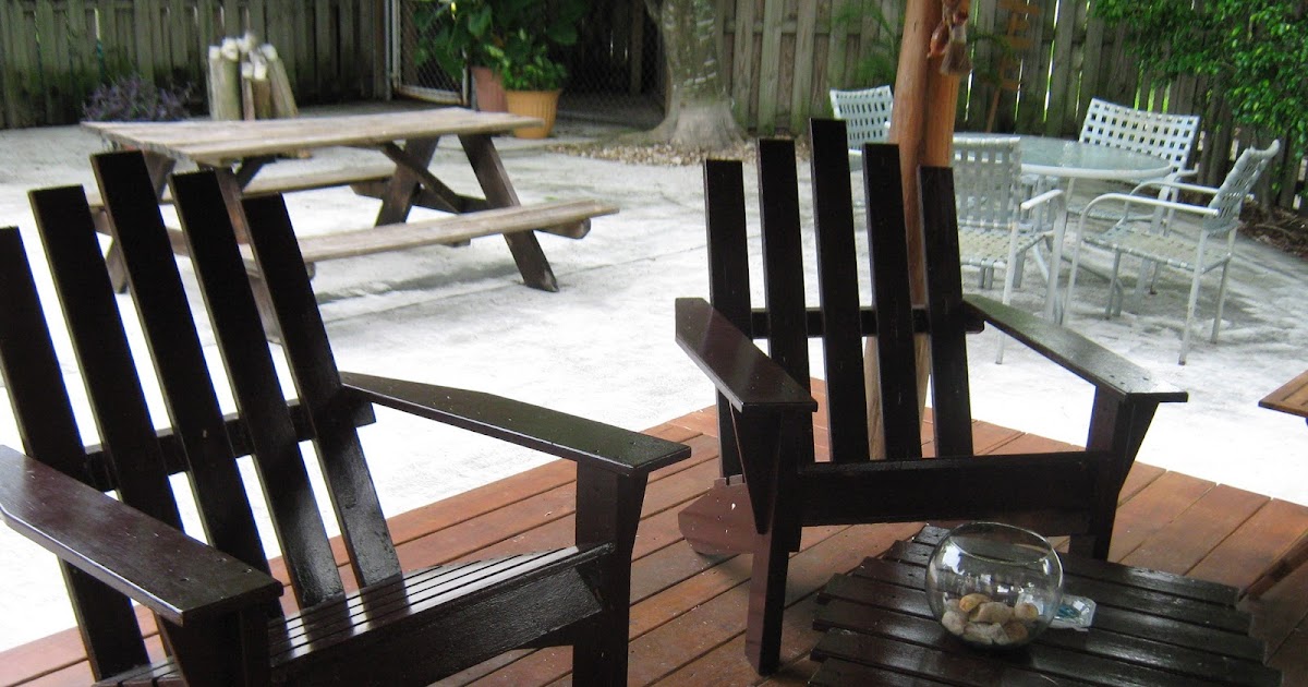FERNANDEZ CABINET: BENCH, SILLAS Y MESAS DE MADERA PARA PATIO