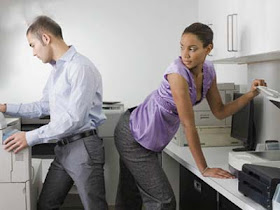 Khi quý ông bị... quấy rối tình dục!