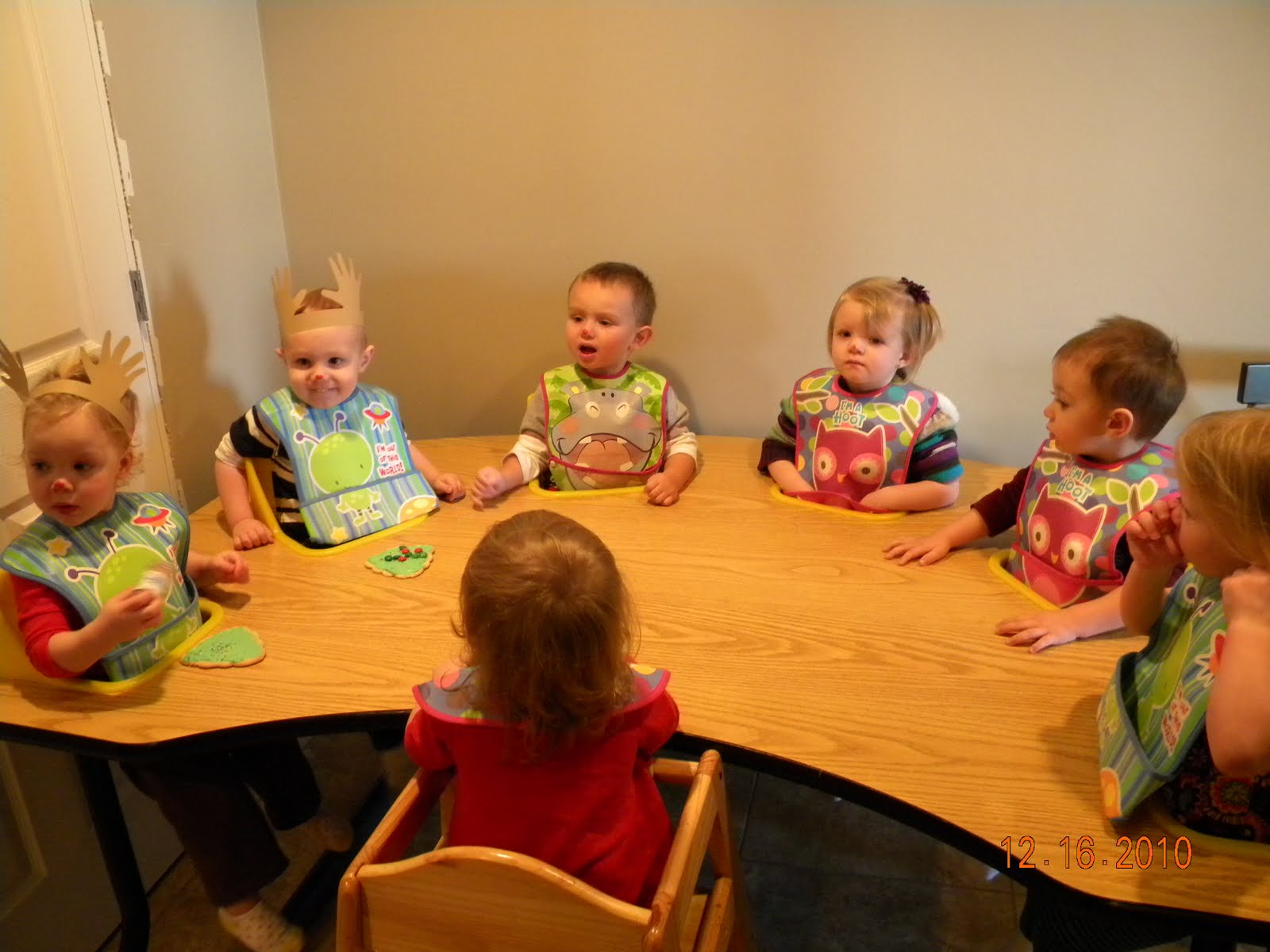 THE SMITH FAMILY: CHRISTMAS DAYCARE PARTY 2010