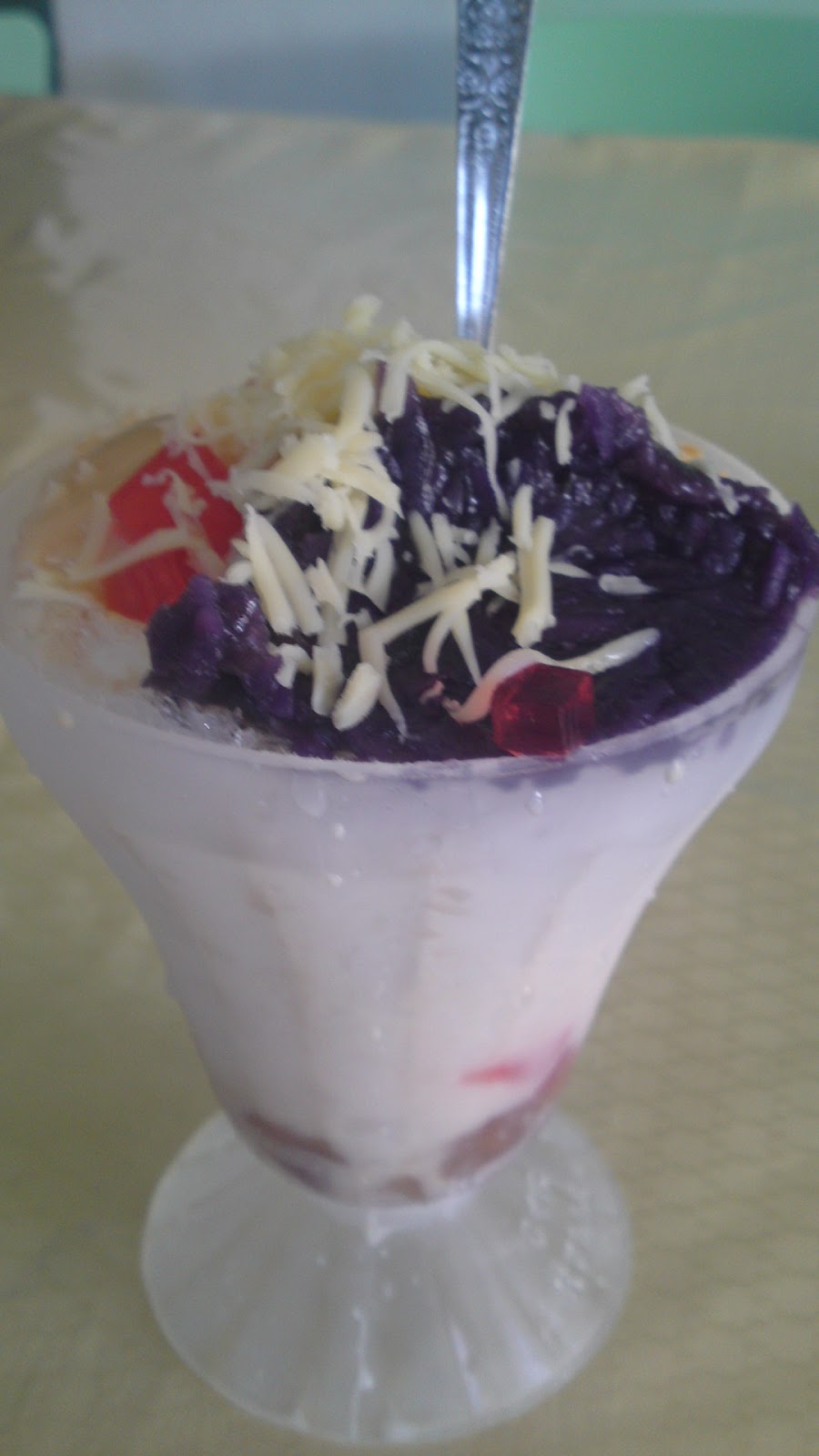 Cooking In Small Spaces Bicol S Famous Tiwi Halo Halo