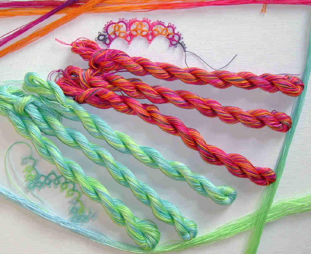 [hand+painted+skeins.JPG]