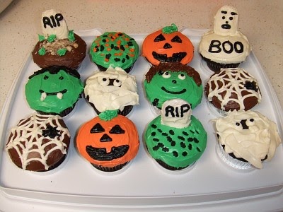 Lola's Goodies: Halloween Cupcake Decorating Ideas