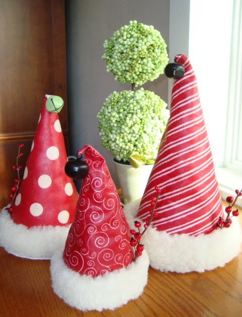 Christine's Favorite Things: Santa Hat Tutorial