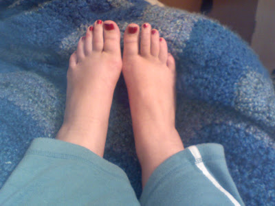 I have ridiculously long toes Here I'll even show you a picture