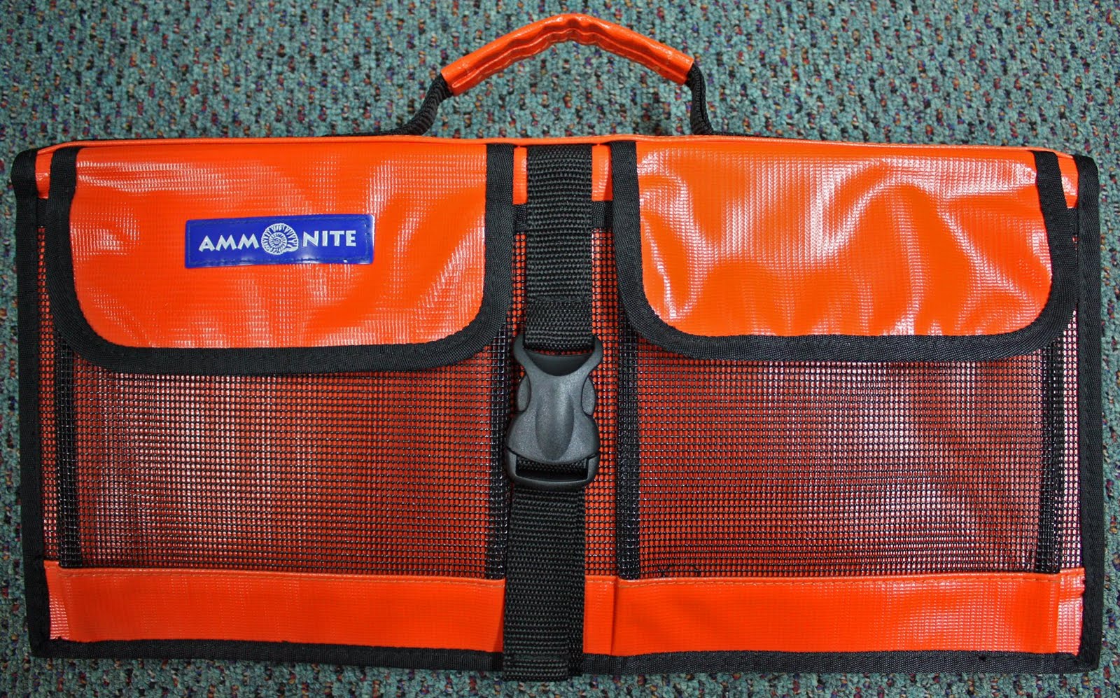 JONES'S TACKLE HOTS Ammonite Jig Bag