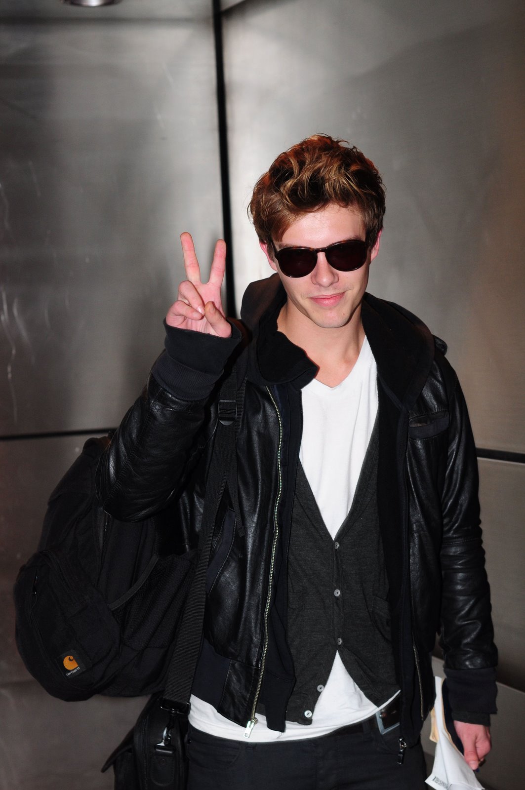 [90803NQ2_SAMUEL_X_BGRJPG_03.jpg]