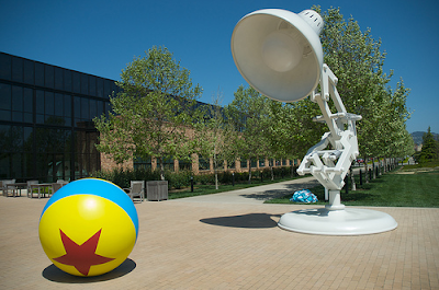 Giant_luxo.png
