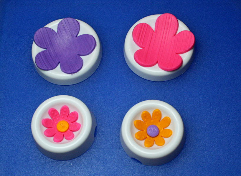 [ButtonFlower12sfw.jpg]