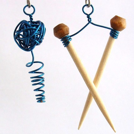 [fraternal+knit+earrings.jpg]