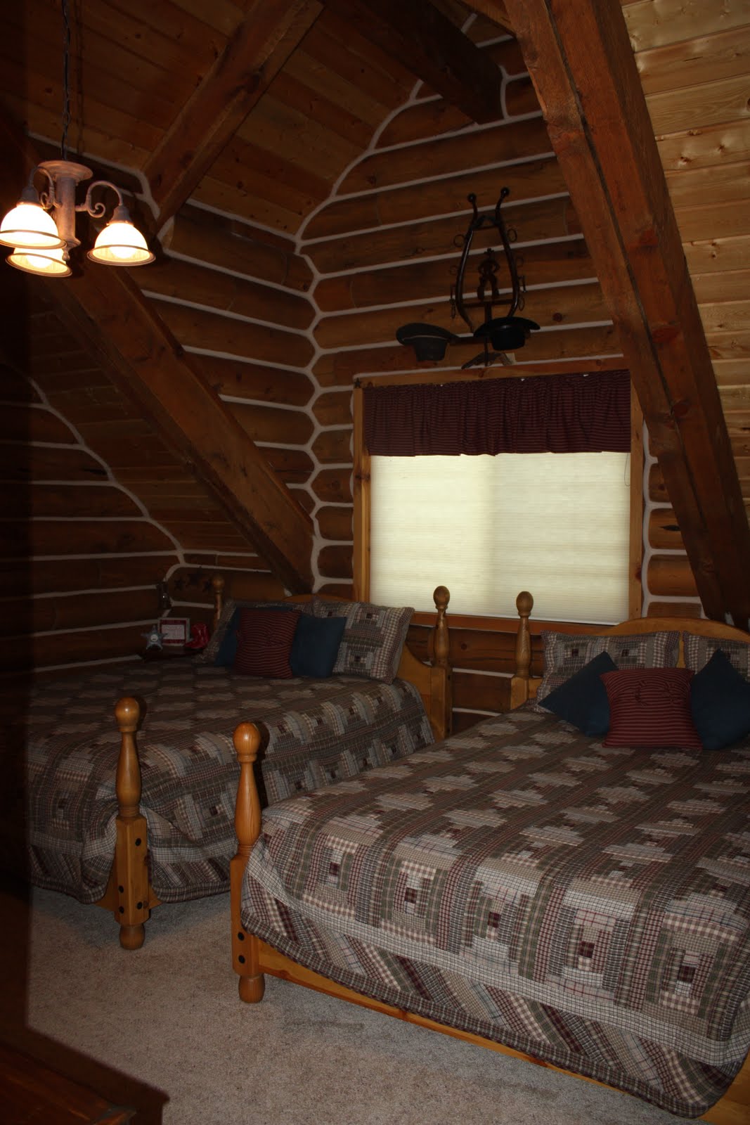 Timberlakes Cabin Beautiful Fully Furnished Log Cabin Great for