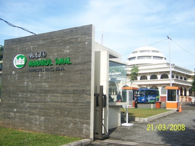 Masjid Kampus UMB Meruya Jakarta