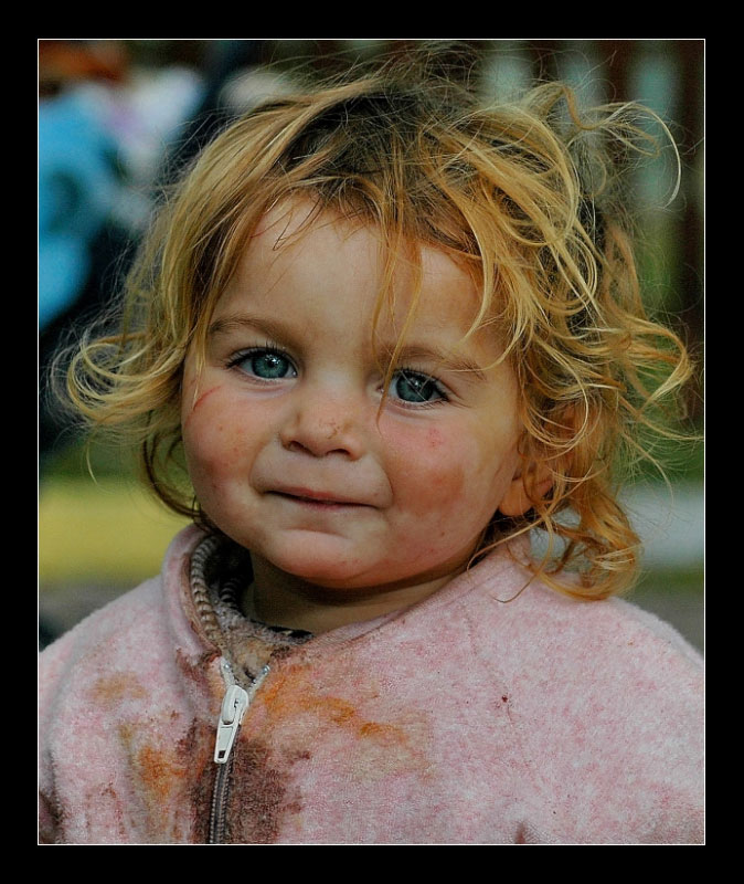 DOLU DOLU BİLGİ: ÇOCUK BAKIŞLARINDA YAŞAM