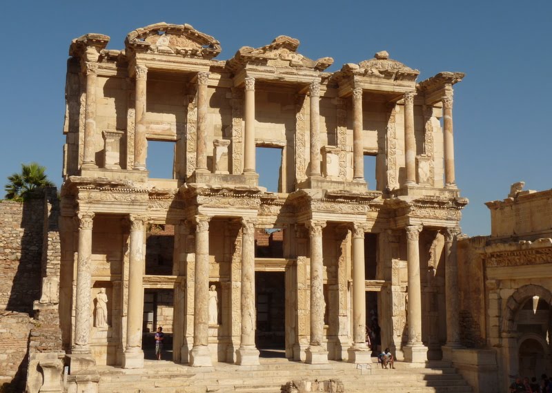 Biblioteca de Celso, Éfesos, Turquía.