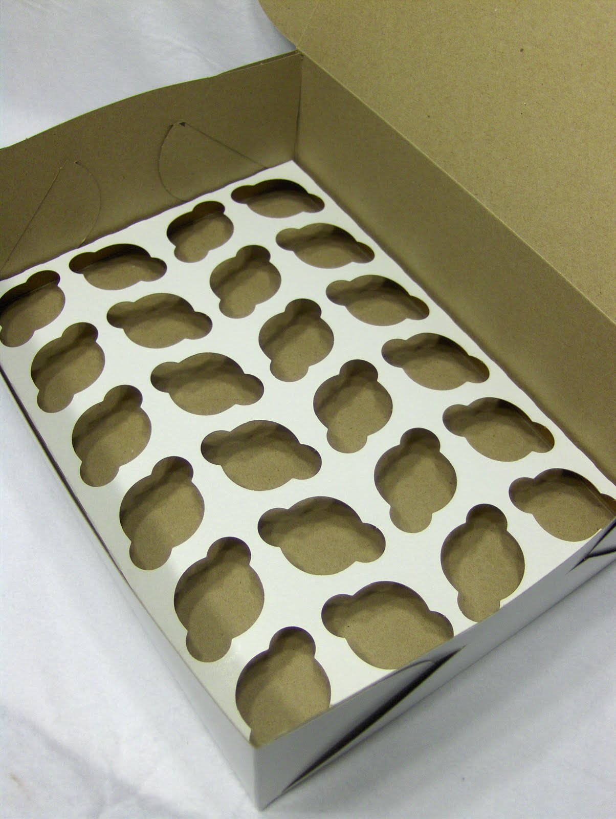 Cupcake Boxes And Inserts. ProQuality Bakery Boxes for Cupcakes with