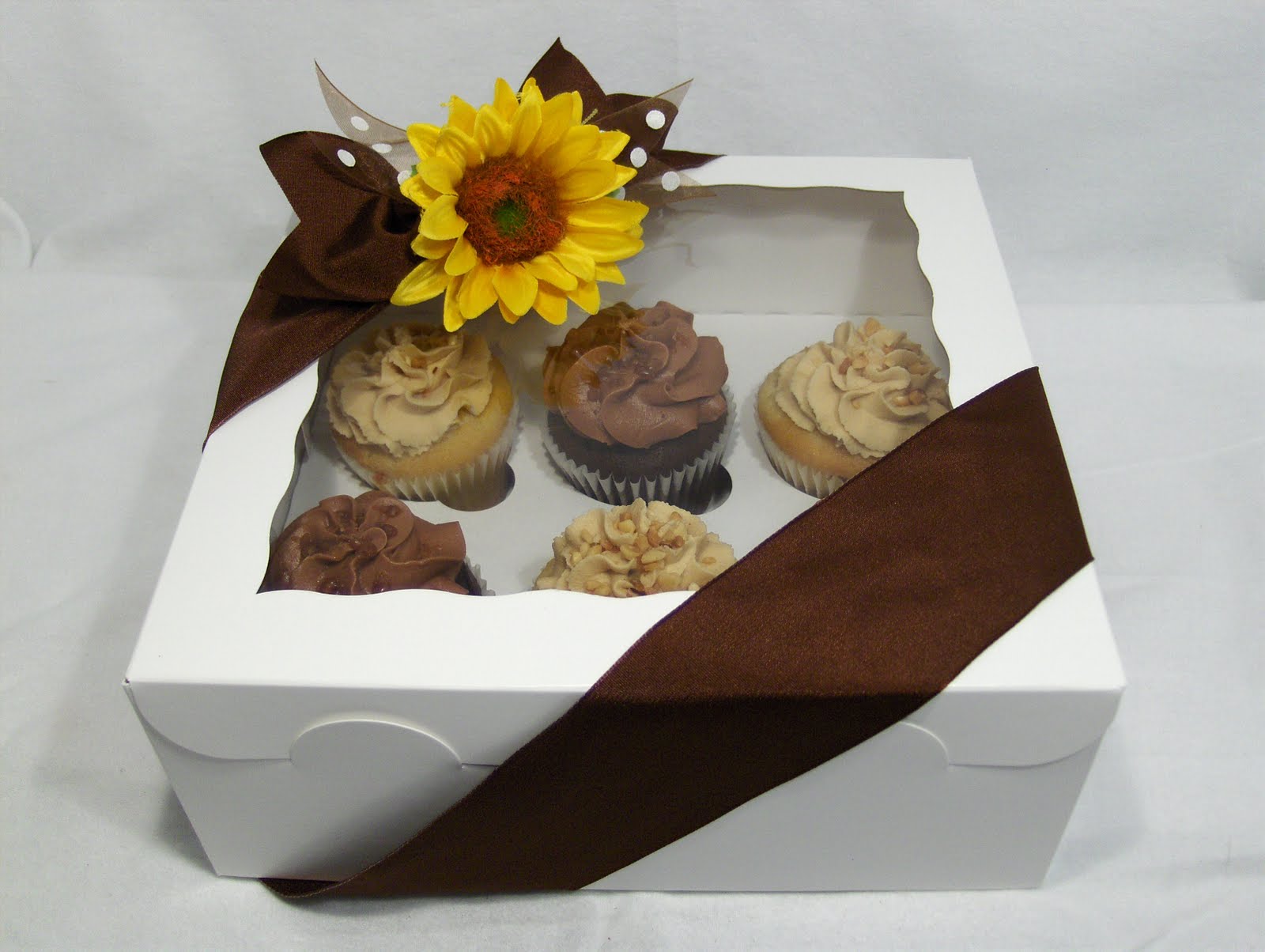 The Essential Packaging Store Blog Cupcake Packaging Autumn Elegance!