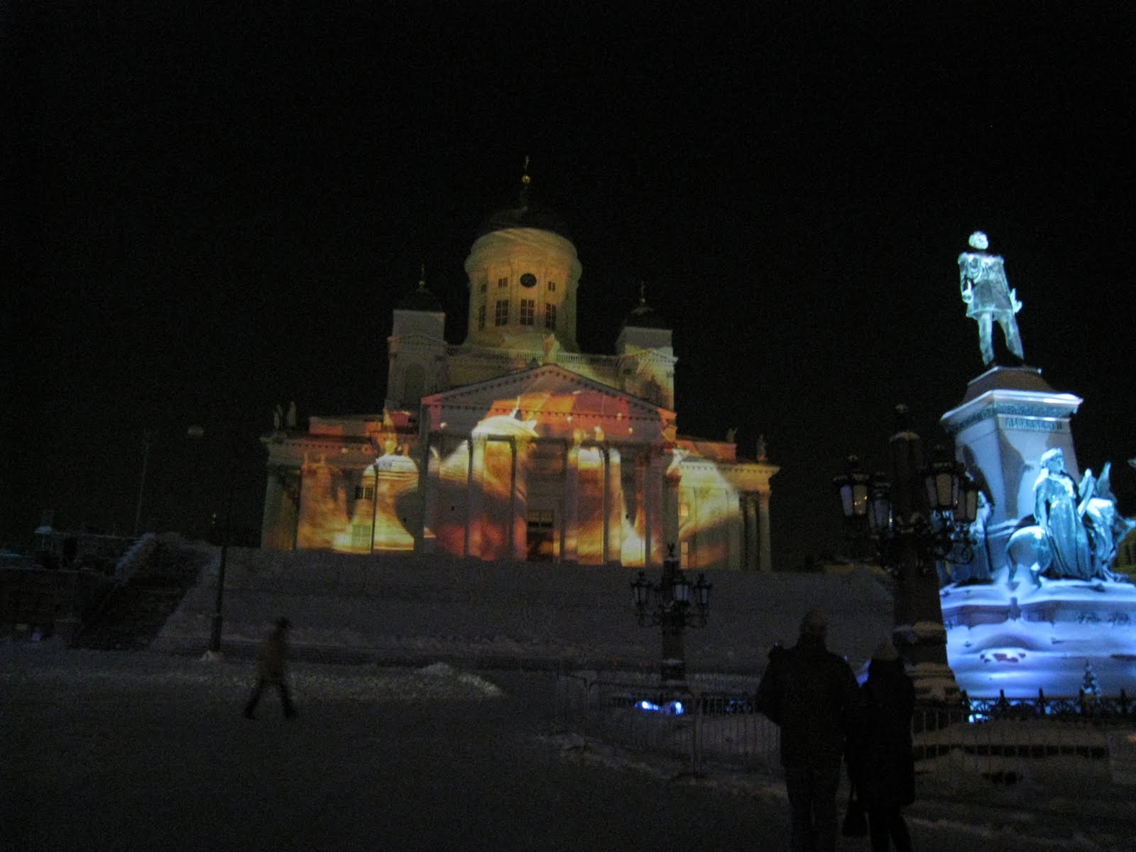 [Helsinki+-+Light+show+(19).JPG]