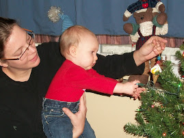Oh Christmas Tree, Oh Christmas Tree . . . 06Dec09