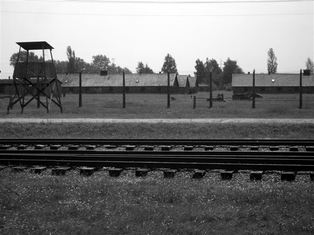 [2006-06-20+Auschwitz+034e+(Small).jpg]