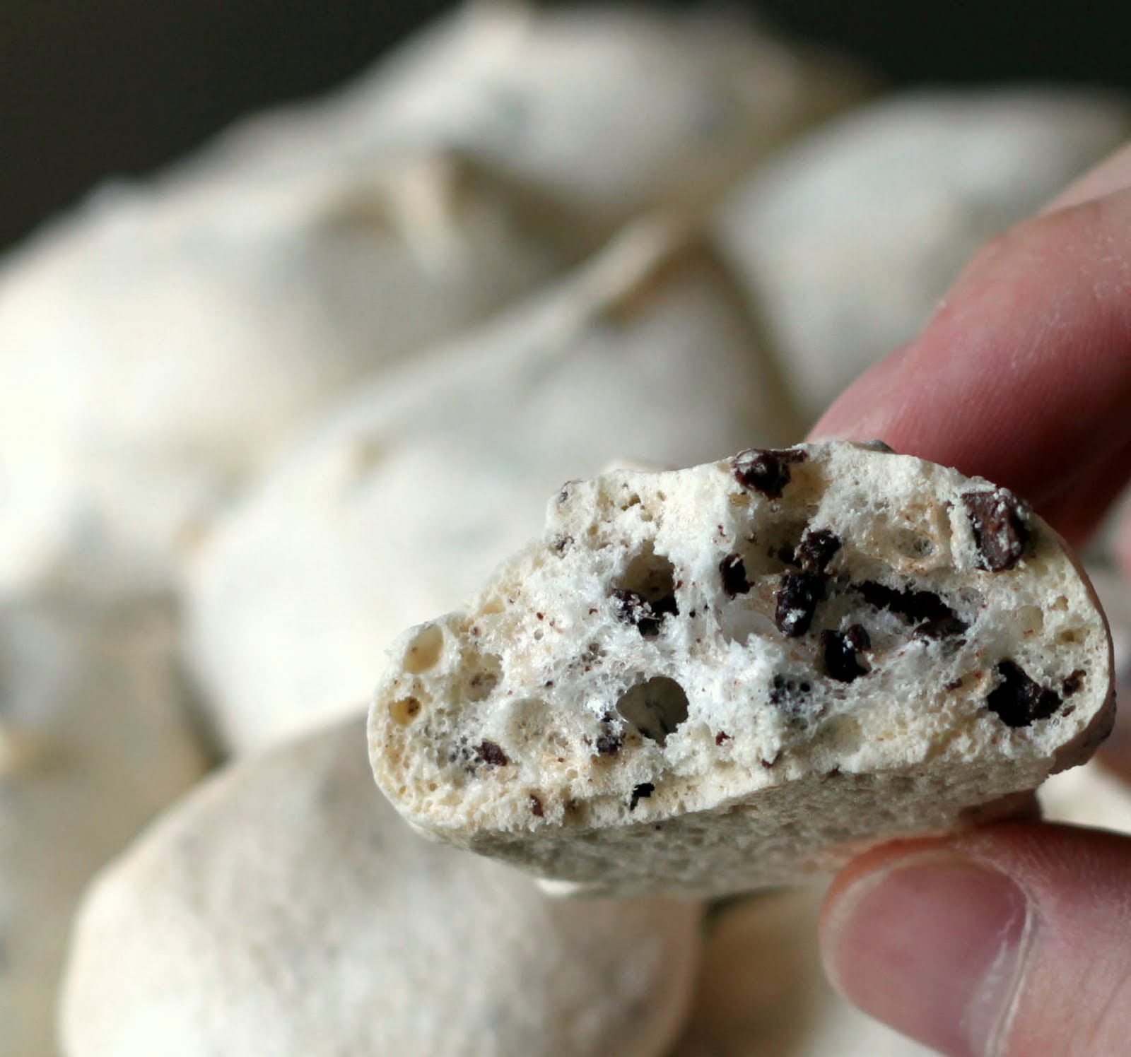 chocolate chip cookies with egg whites