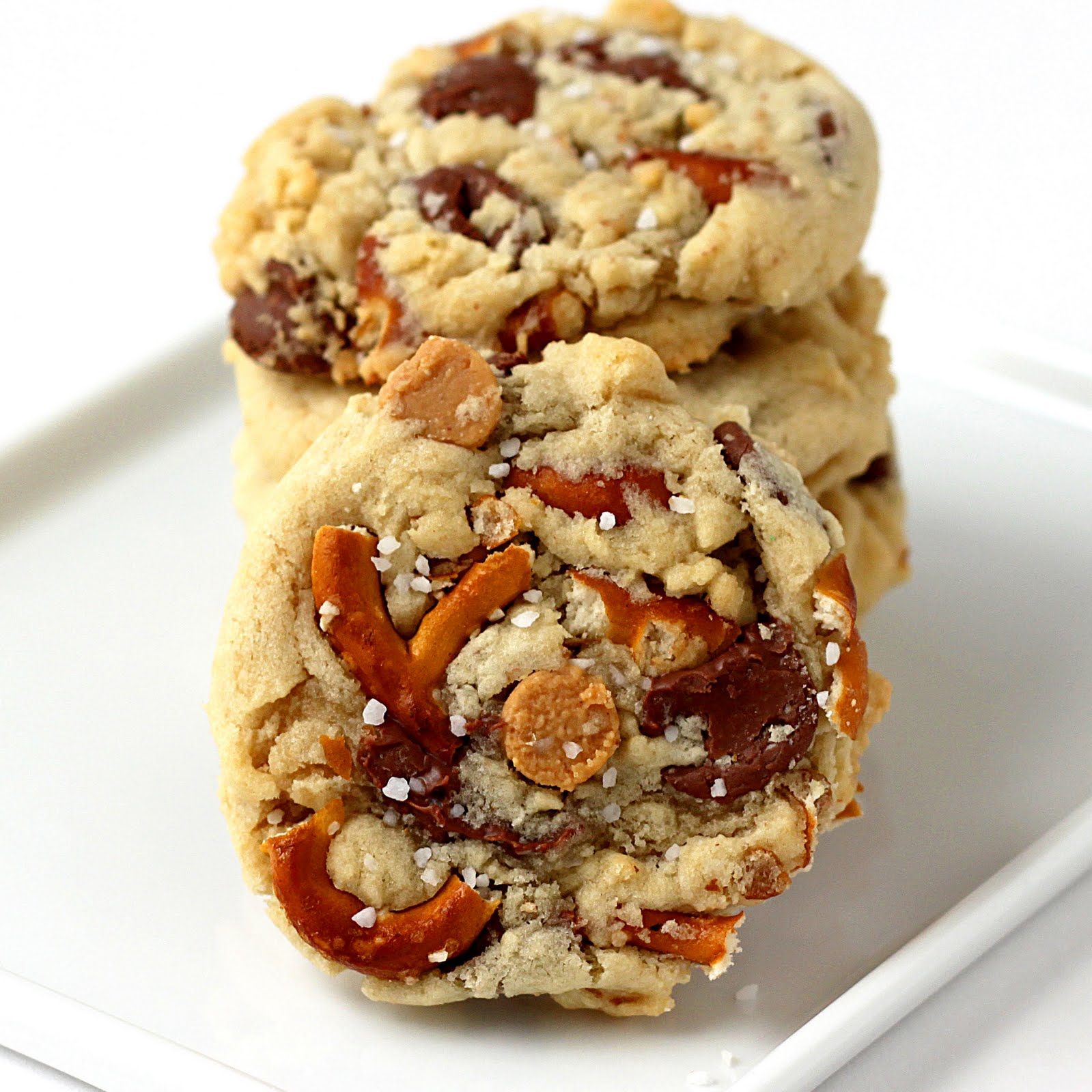 Sugar Cooking Pretzel Cookies with Chocolate & Peanut Butter Chips