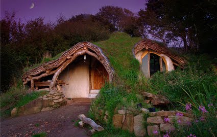 [hobbit-house1-425lf012810.jpg]