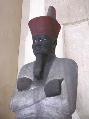 Mentuhotep_Seated_ed