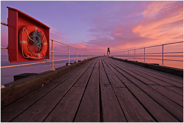 [Whitby%20Pier1.jpg]
