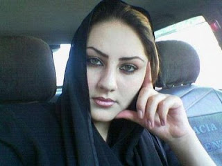 Sexy Hot Saudi Women - Girl in Car