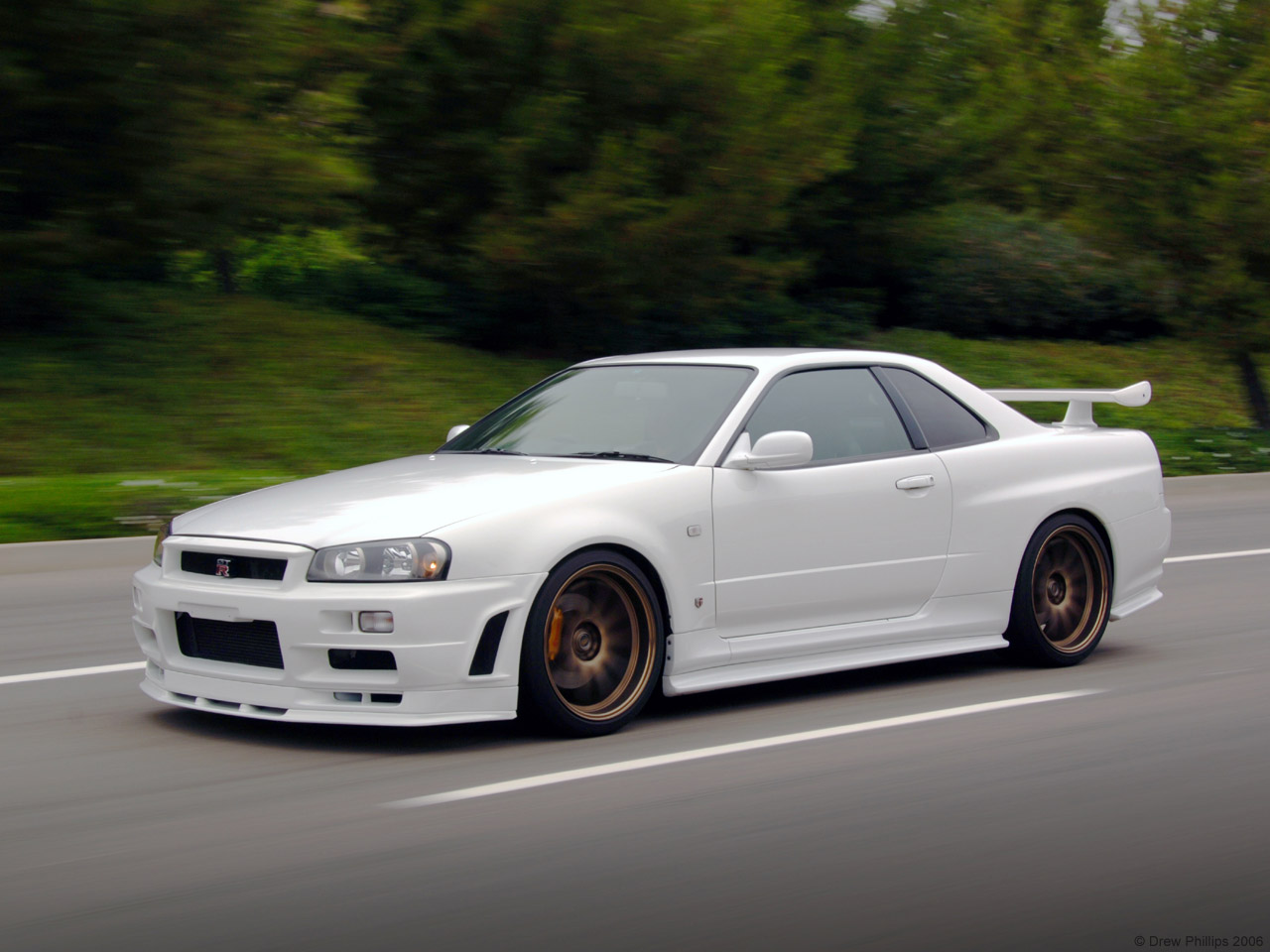 nissan-skyline-r34-v-spec.jpg