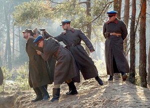 [sovietexecution.jpg]