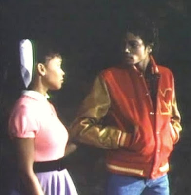 normal_Michael_Jackson-Thriller_avi_000071529%5B1%5D.jpg
