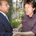 Iberê contrata o cantor Mick Jagger para  ser marqueteiro de sua campanha eleitoral