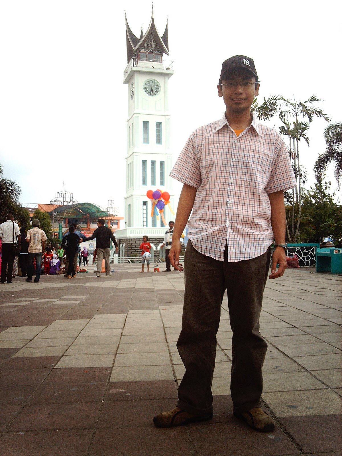 [PICT4044.JPG]