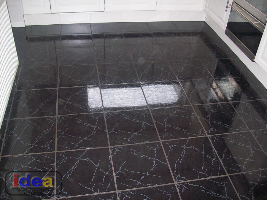 [lurus-blk+ceramic+floor.JPG]