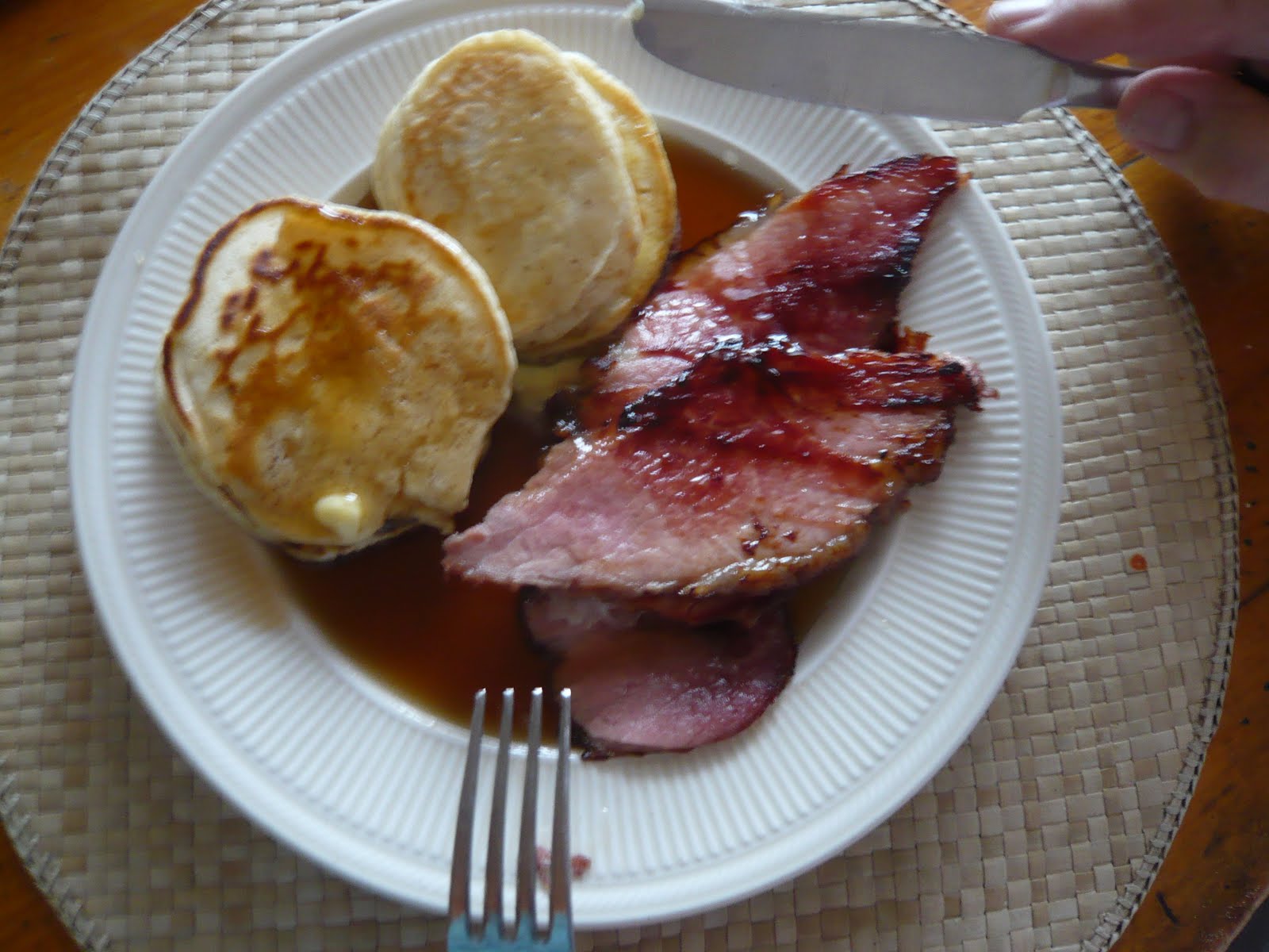 [pancakes+and+ham.JPG]