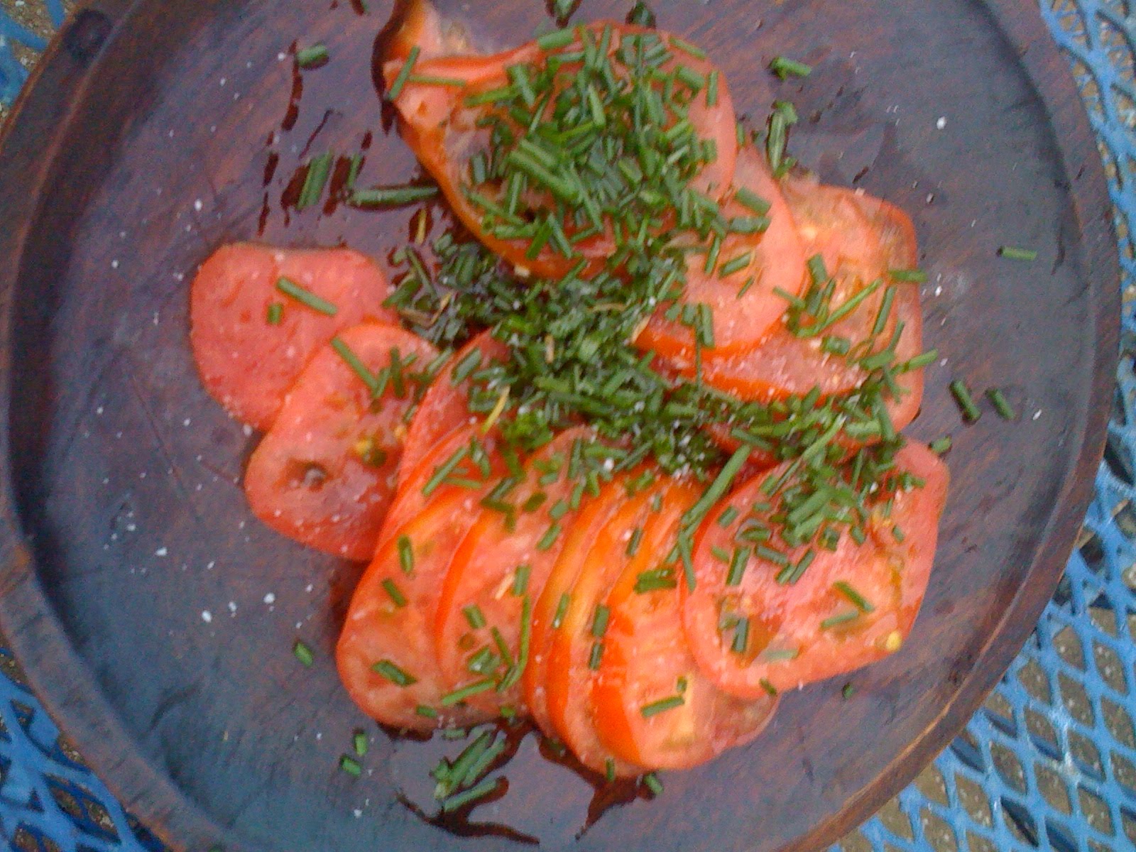 [tomato+salad.JPG]